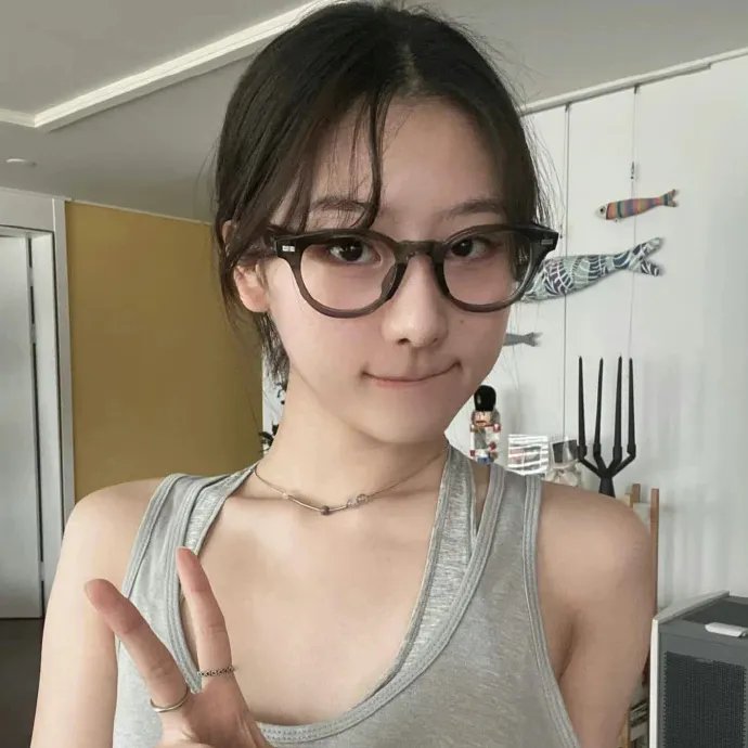 家有蛇仙美貌妻